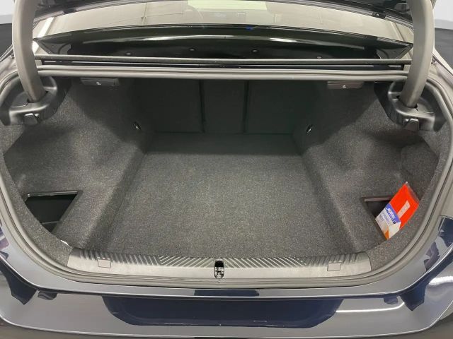 BMW 520 520d M-Sport Sedan