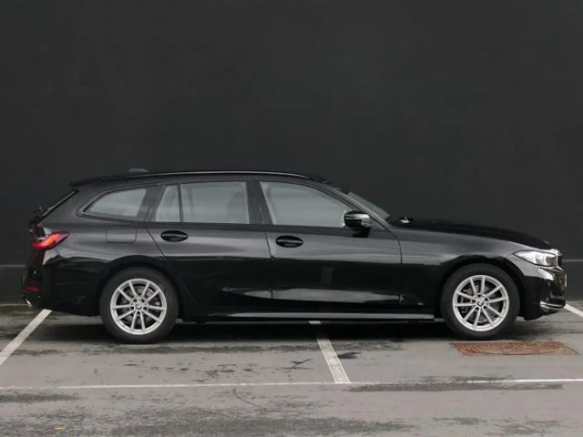 BMW 318 Touring