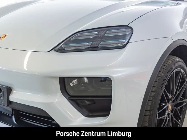 Porsche Macan 4