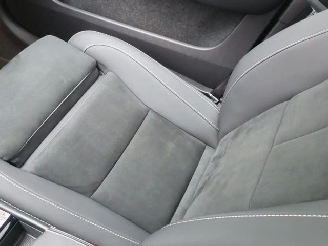 Volvo XC40 Dark Recharge T5 Ultimate