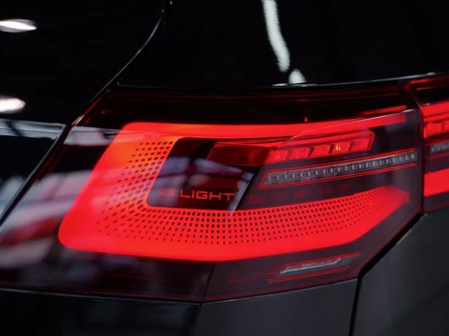 Volkswagen Golf R 4M *JP Performance *AKRA *Pano *KW *19