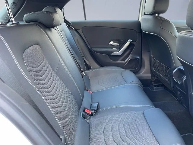 Mercedes-Benz A 180 Progressive