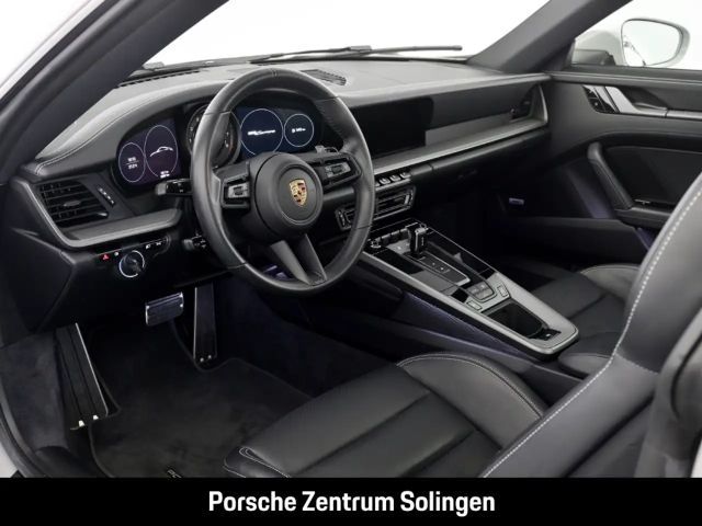 Porsche 911 992 Carrera Coupé