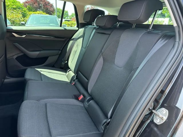 Skoda Octavia Combi Selection