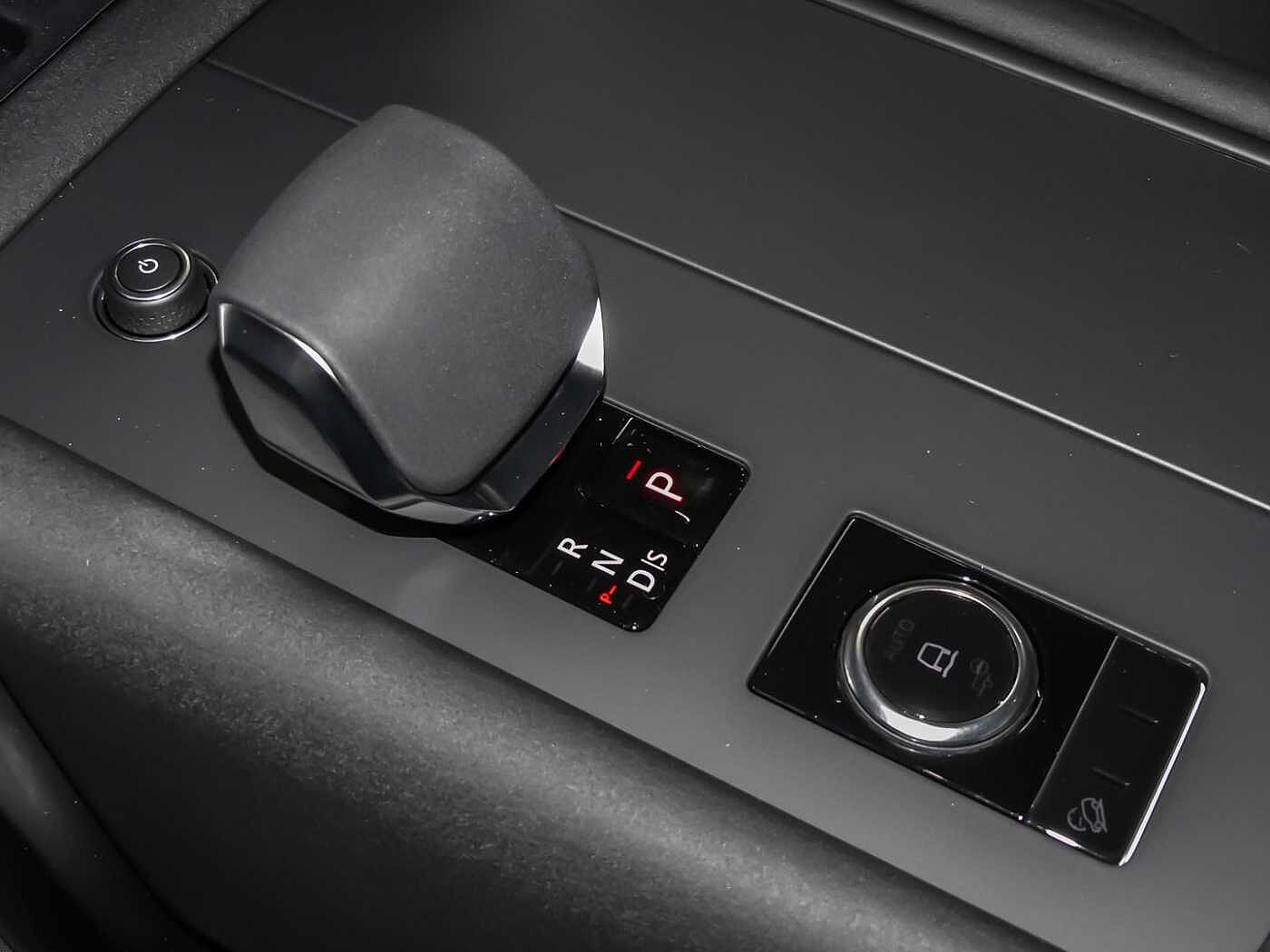 Land Rover Discovery D300 Dynamic HSE