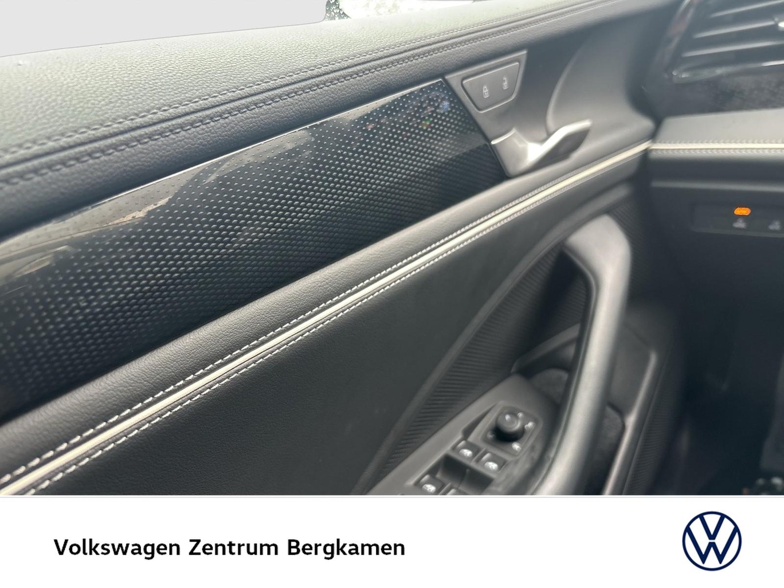 Volkswagen Passat 1.5 eTSI Business Variant