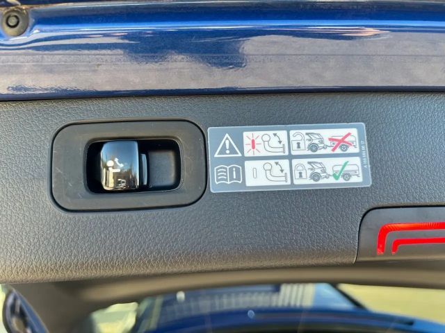 Mercedes-Benz C 220 AMG Line C 220 d Estate