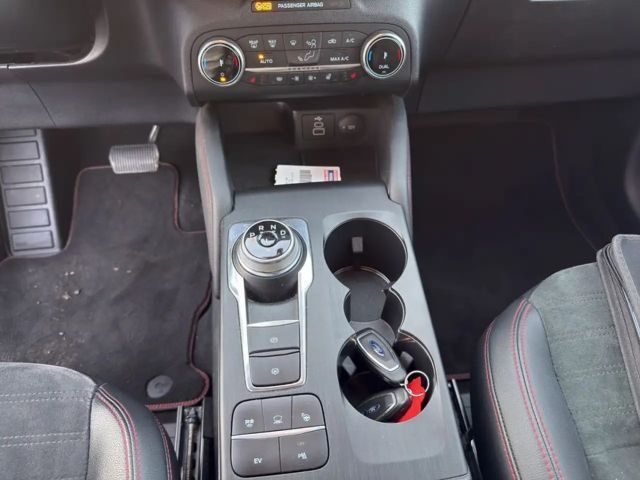 Ford Kuga Plug in Hybrid ST Line X