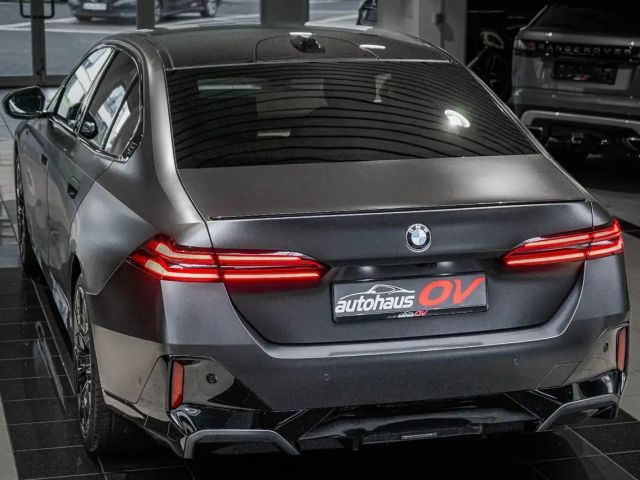 BMW 520 520d M-Sport Sedan xDrive