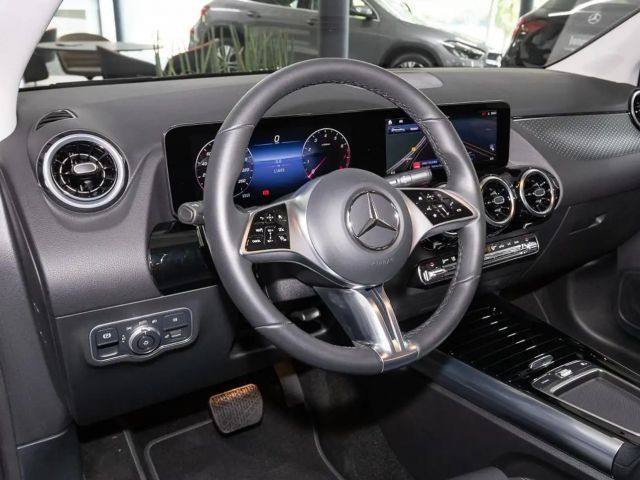 Mercedes-Benz B 180 W-Paket ParkAss. LED SpurH el.Heck LM KAM