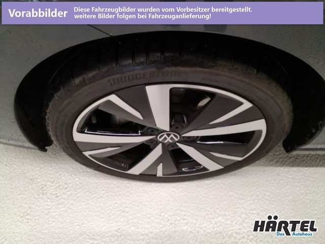 Volkswagen Golf 1.5 eTSI DSG Style