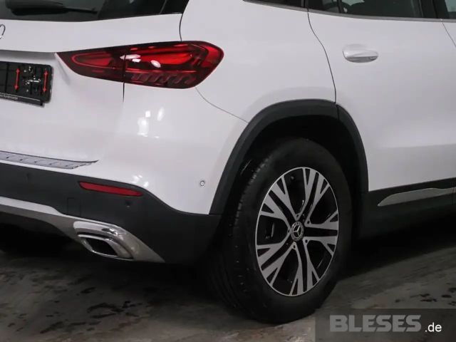 Mercedes-Benz GLA 180 GLA 180 d Progressive