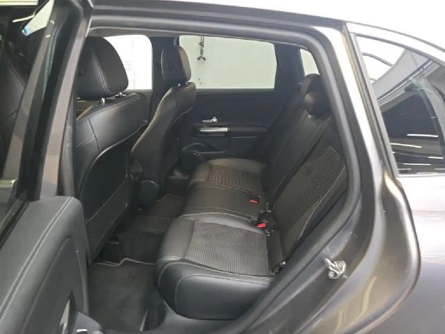 Mercedes-Benz B 200 B 200 d CDI Progressive