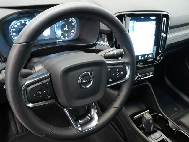 Volvo XC40 R-Design