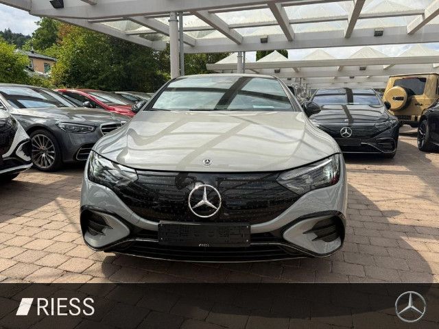 Mercedes-Benz EQE 300 Sedan