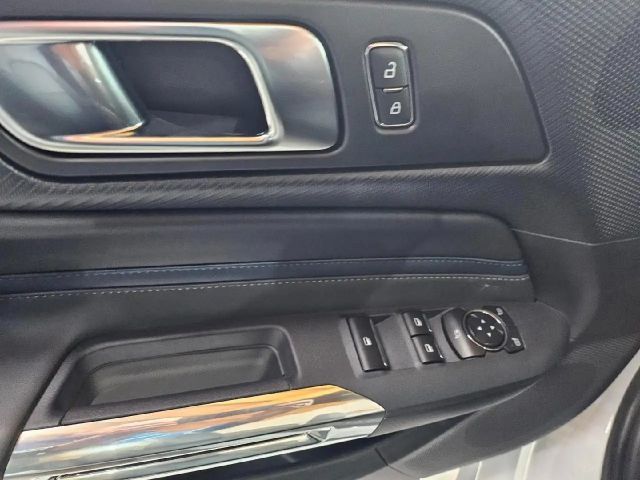 Ford Mustang Convertible GT 5.0 V8