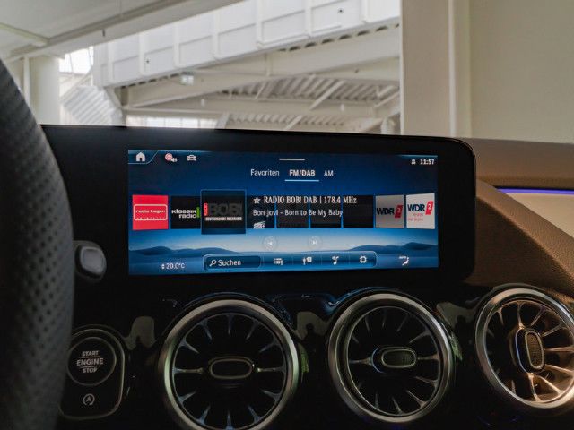 Mercedes-Benz GLA 250 4MATIC