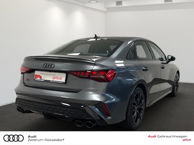 Audi S3 Quattro S-Tronic Sedan