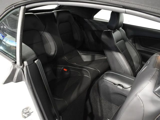 Ford Mustang Convertible GT 5.0 V8