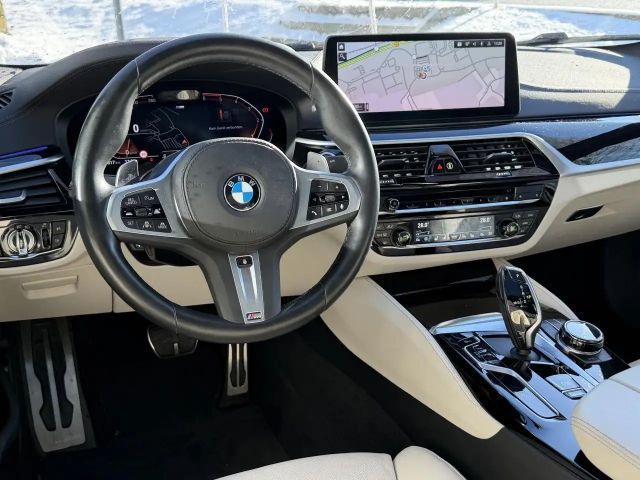 BMW 540 540d M-Sport Sedan xDrive