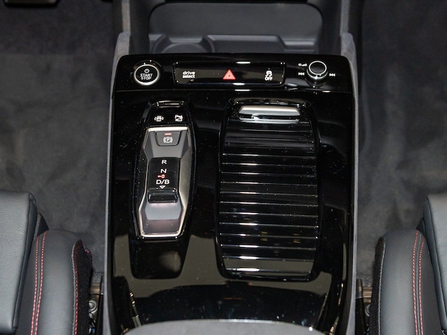 Audi Q6 e-tron Quattro