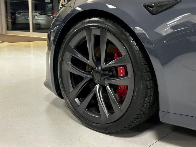 Tesla Model S Plaid