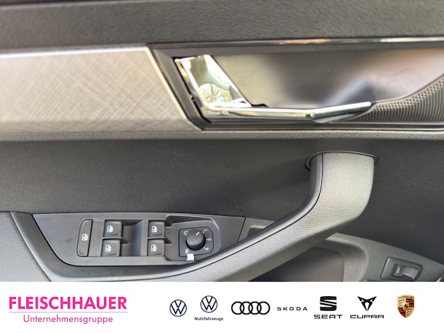 Skoda Karoq Balance 1,5 TSI 150 PS DSG AHK Navi El. Heckklappe