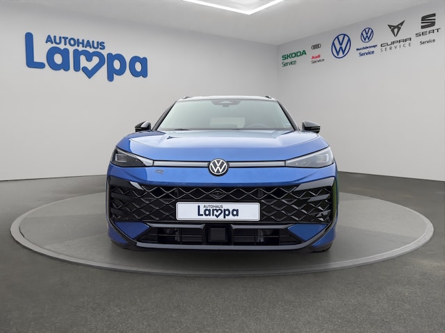 Volkswagen T-Roc 1.5 eTSI DSG IQ.Drive R-Line