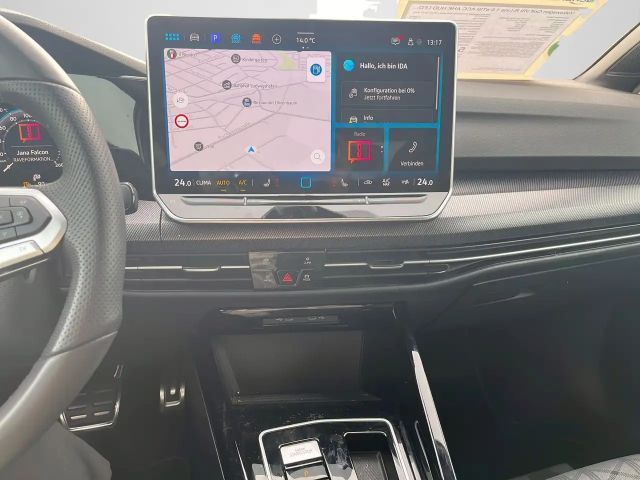 Volkswagen Golf 1.5 eTSI DSG R-Line