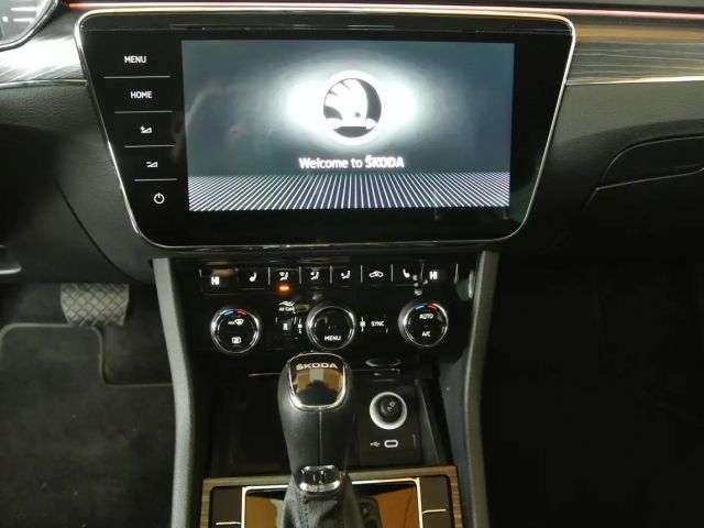 Skoda Superb Style Style
