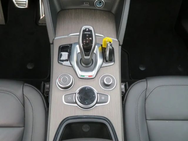 Alfa Romeo Stelvio Q4 TI