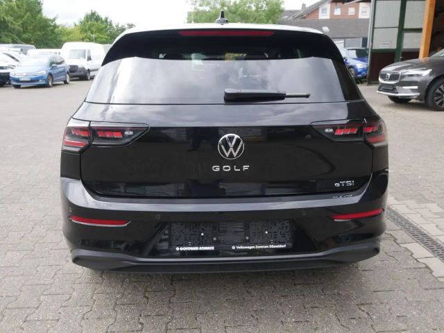 Volkswagen Golf 1.5 eTSI Golf VIII Life