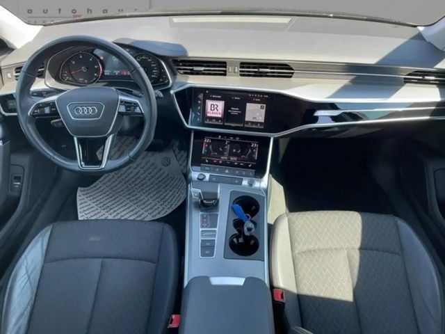 Audi A6 Avant Quattro S-Tronic