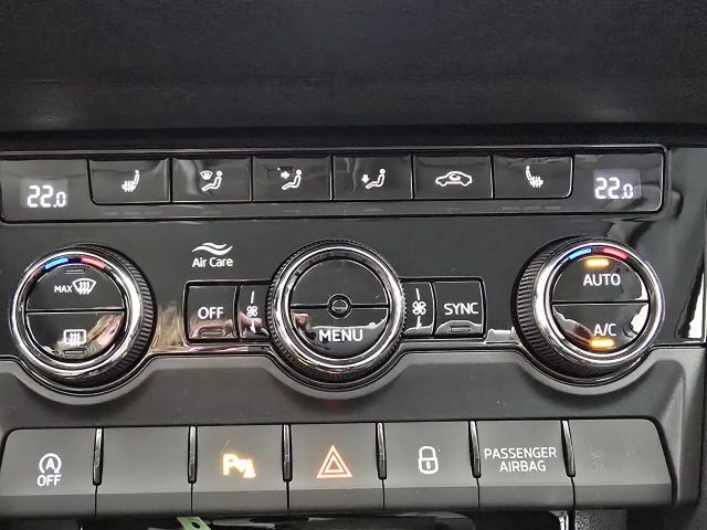 Skoda Karoq Selection