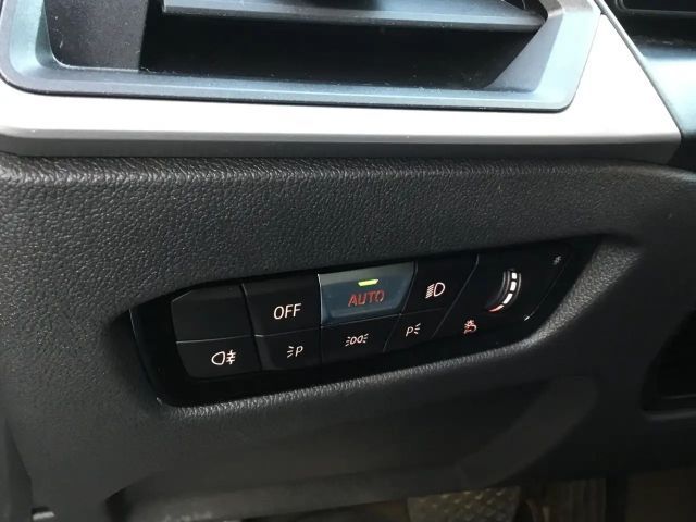 BMW 330 330e Touring xDrive