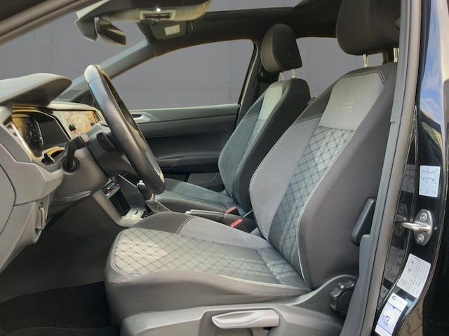 Volkswagen Taigo 1.5 TSI DSG R-Line