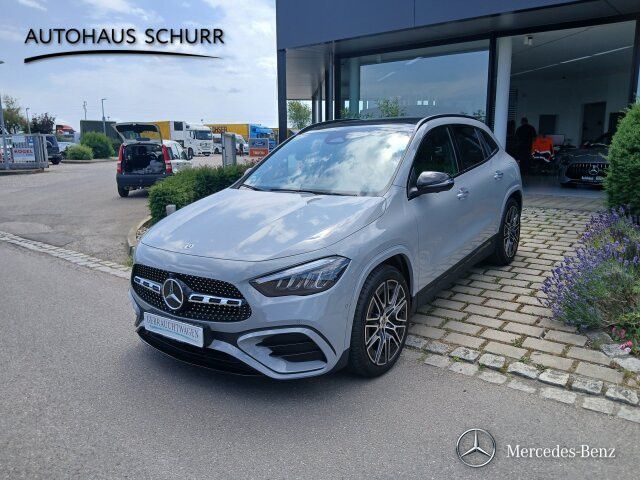 Mercedes-Benz GLA 200 