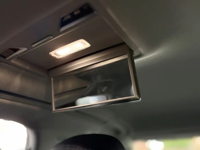 Audi A8 50 TDI Lang Quattro