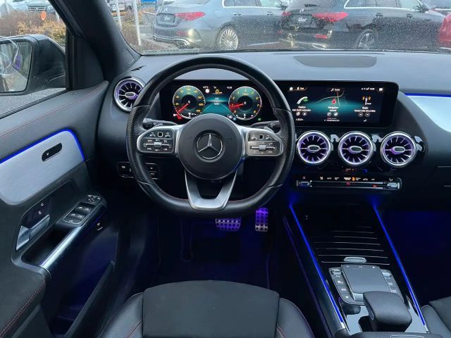 Mercedes-Benz GLA 200 AMG Line