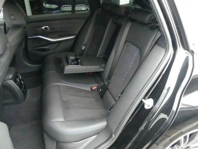 BMW 320 320i Touring