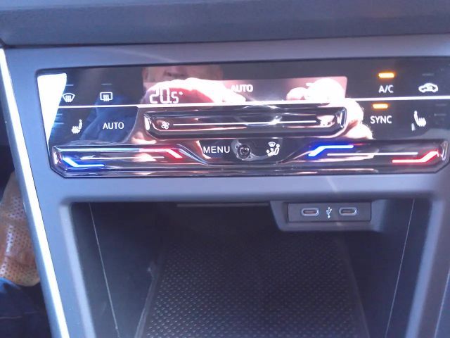 Volkswagen Polo Move