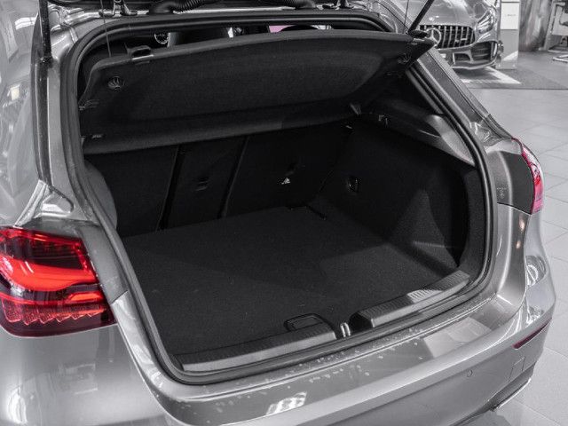 Mercedes-Benz A 200 A 200 d