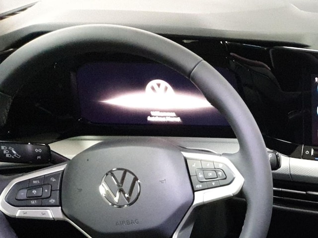 Volkswagen Golf 1.0 TSI Life Variant