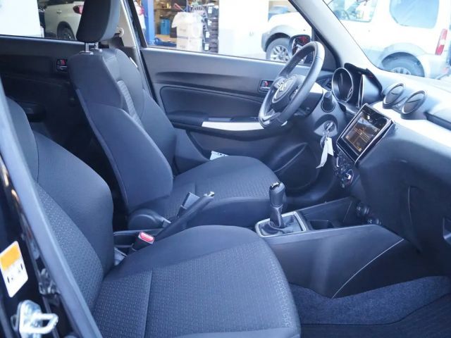 Suzuki Swift 4x2 DualJet Hybrid Shine