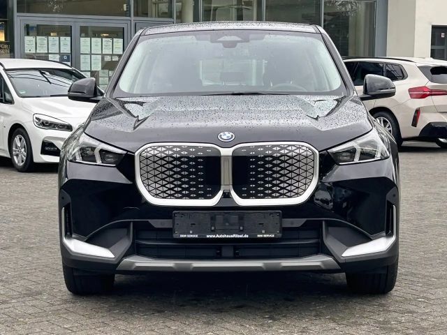 BMW iX1 xDrive