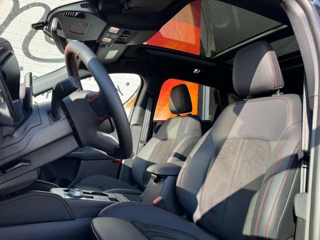 Ford Kuga Hybrid ST Line X