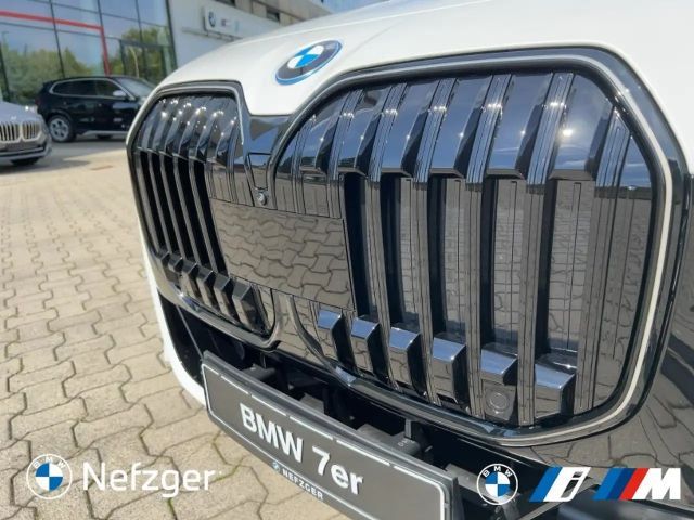 BMW 750 M-Sport Sedan xDrive