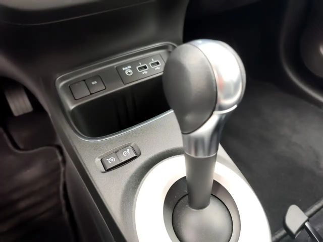 Renault Twingo E-Tech Techno