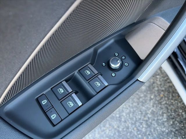 Audi A3 30 TFSI Sedan