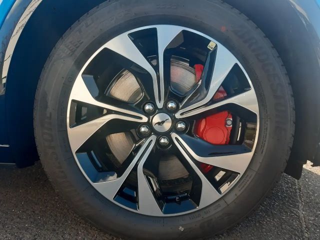 Ford Mustang Mach-E AWD Extended range